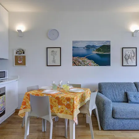 2 Bedroom Amazing Apartment In Solto Collina Bg Riva di Solto