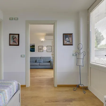 2 Bedroom Stunning In Solto Collina Bg Lägenhet *